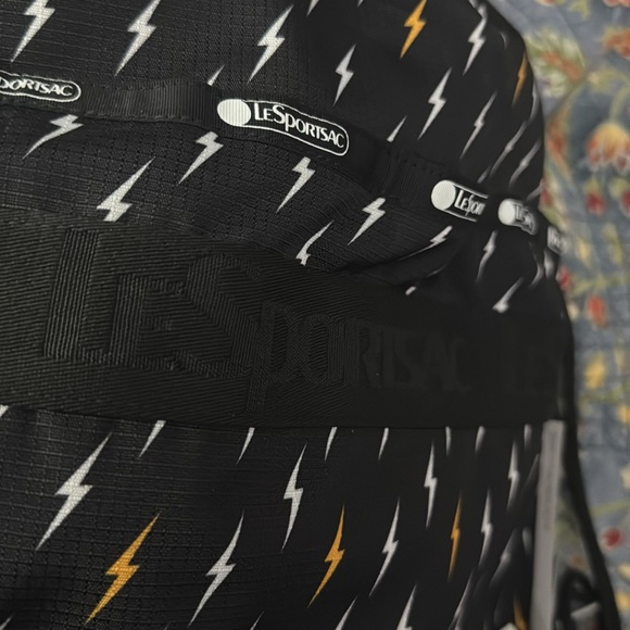 Lesportsac Drawstring Backpack with Lightening Bolts Great for Harry Potter Fan! - Picture 4 of 8